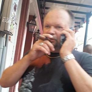 Meet your Posher, Mack